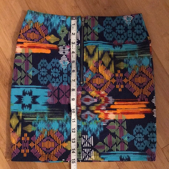 Tribal Print Mini Skirt - Picture 2 of 3